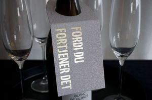 Hovedbilde Flaskekort - Fordi du fortjener det (Glitter)